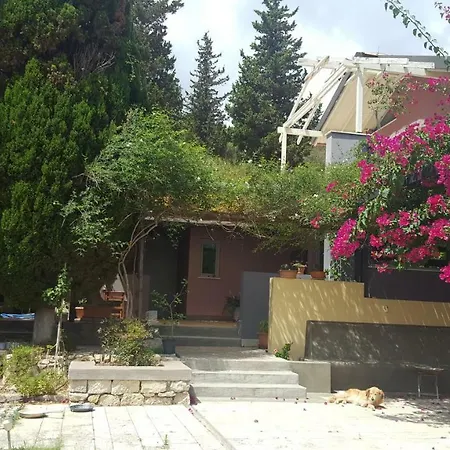 Tatil Evi Koumou's *